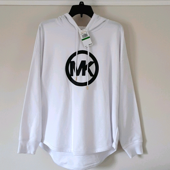 Michael Kors - Picture 2 of 4